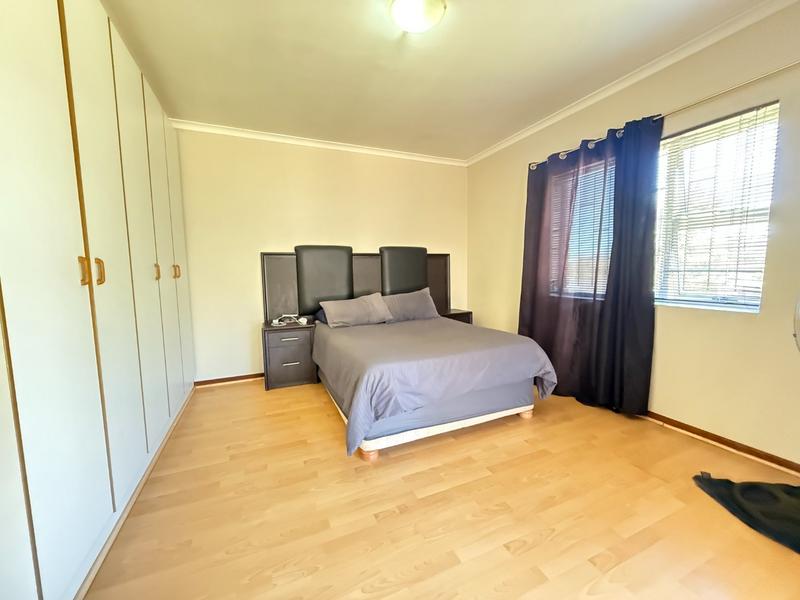 3 Bedroom Property for Sale in Tafelzicht Western Cape